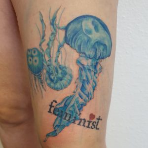 Neotraditional Quallen Tattoo