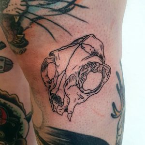 Katzenschädel Tattoo